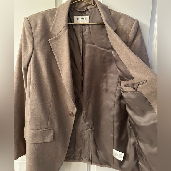 ARITZIA Babaton Oversized Blazer - Picture 4 of 4